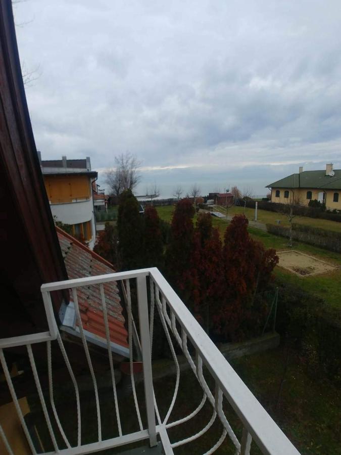 Vitorlas Villa, Emelet Balatonlelle Exterior photo