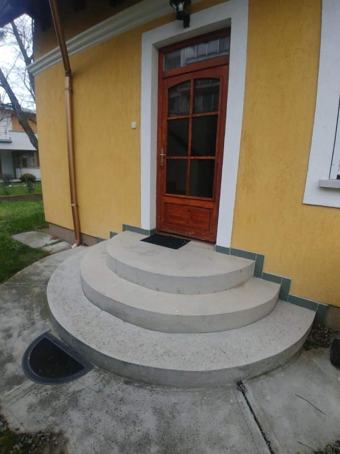 Vitorlas Villa, Emelet Balatonlelle Exterior photo