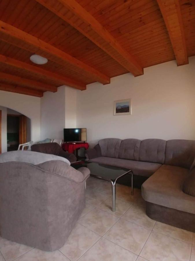 Vitorlas Villa, Emelet Balatonlelle Exterior photo